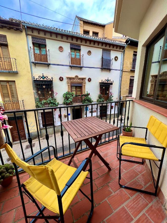 Apartamento A Las Puertas De La Alhambra Granada Luaran gambar